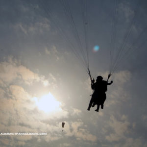 Acro tendem paragliding