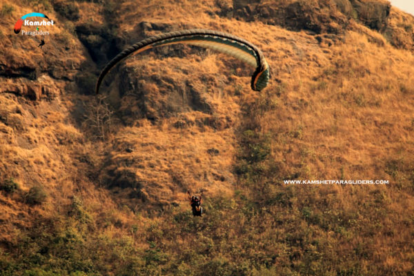 Acro tendem paragliding